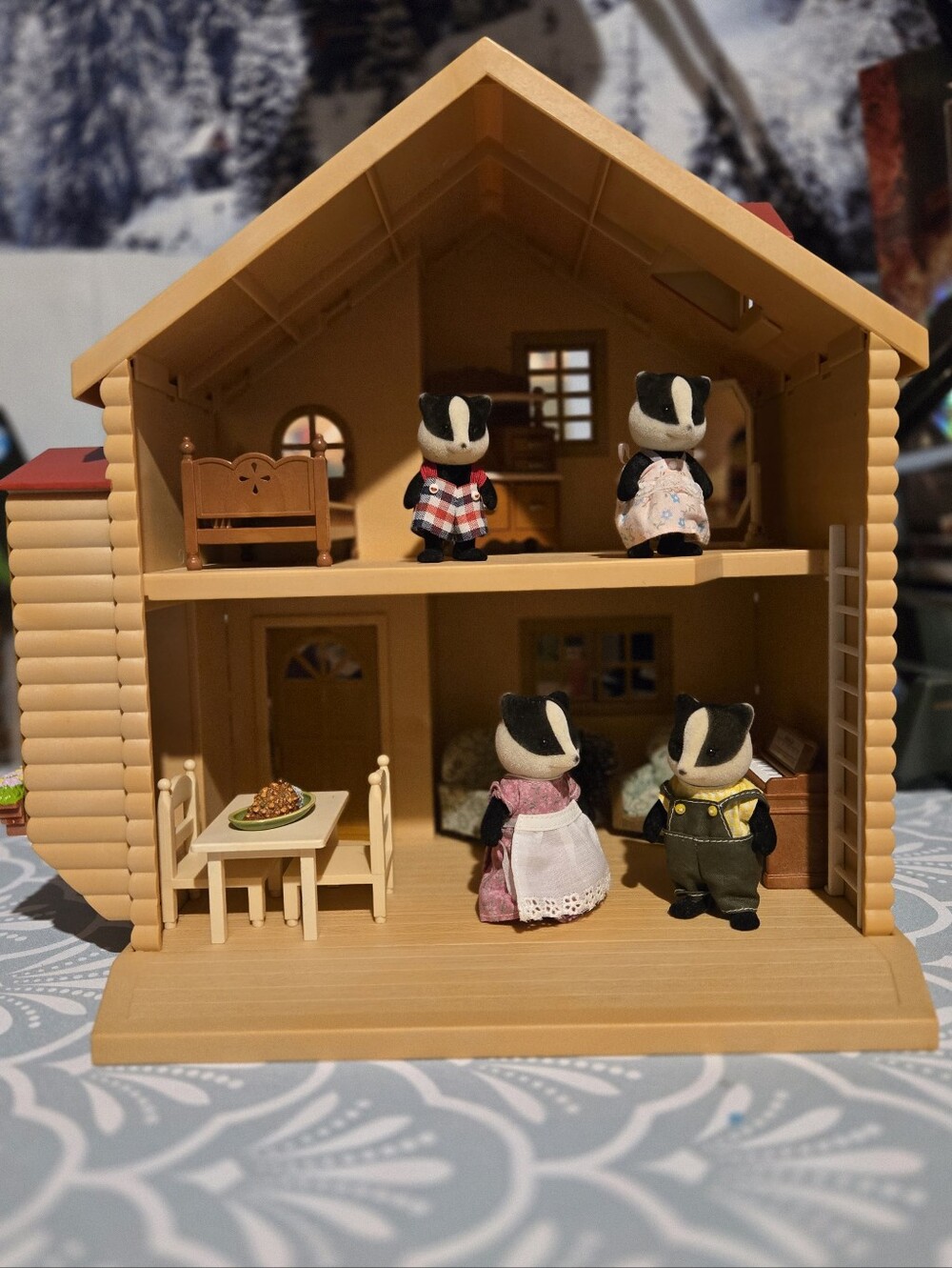 Calico Critters Vintage Red Roof House And Badger Family Bundle